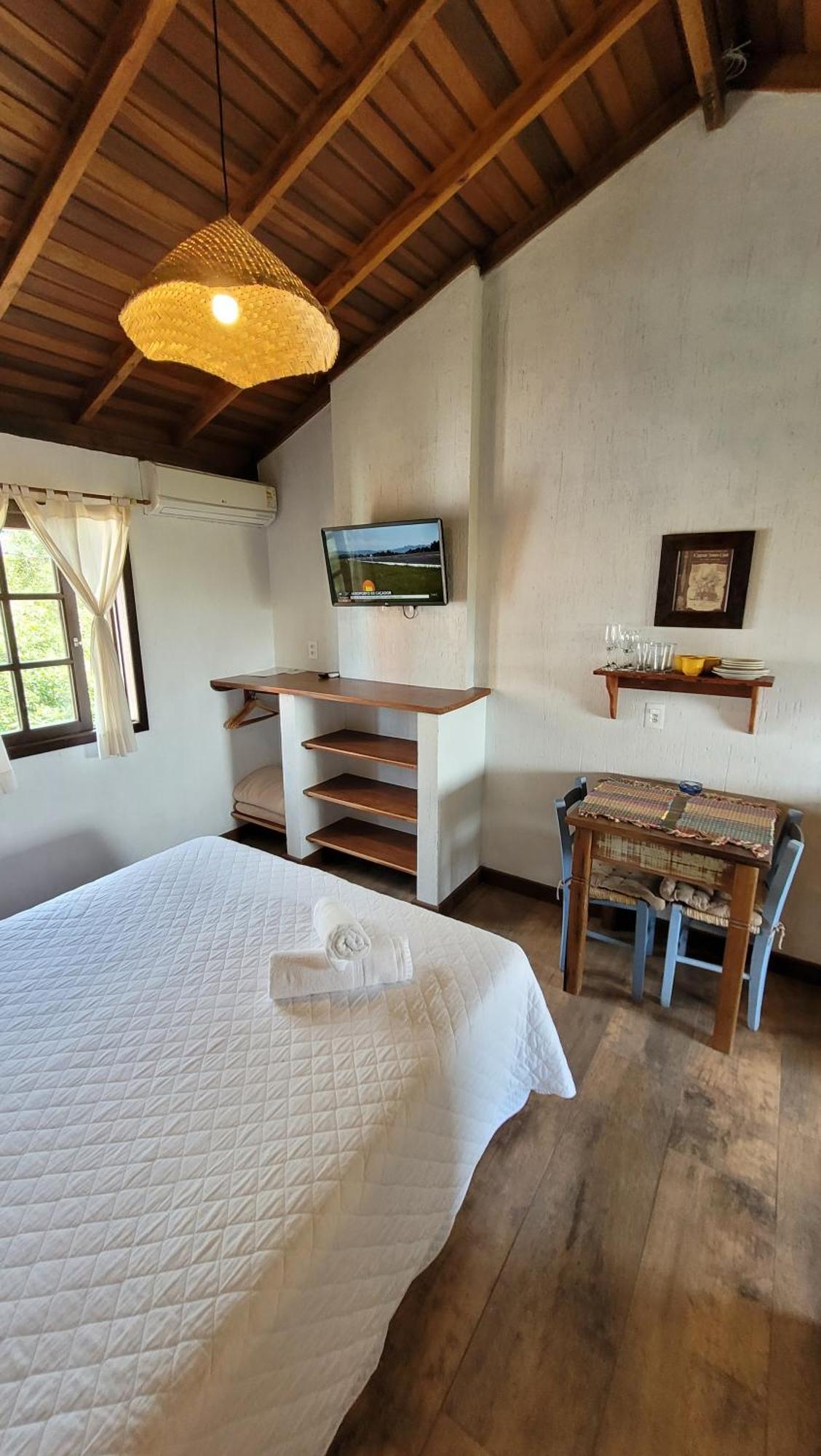 Pousada Capitao Cook Praia do Rosa Ngoại thất bức ảnh